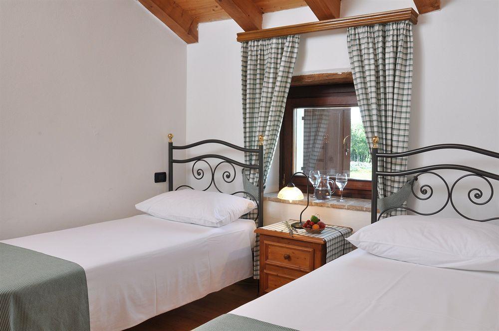 Casa Romantica La Parenzana บูเย ภายนอก รูปภาพ
