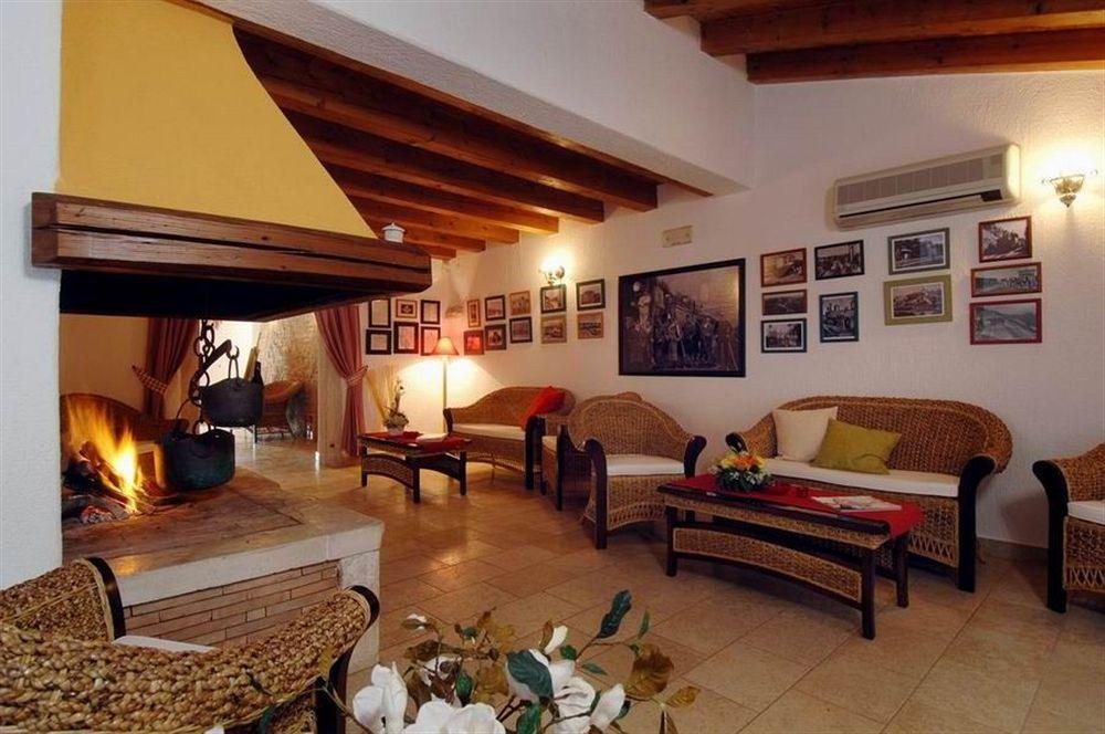 Casa Romantica La Parenzana บูเย ภายนอก รูปภาพ