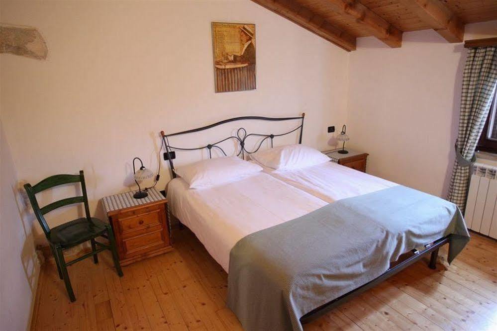 Casa Romantica La Parenzana บูเย ภายนอก รูปภาพ